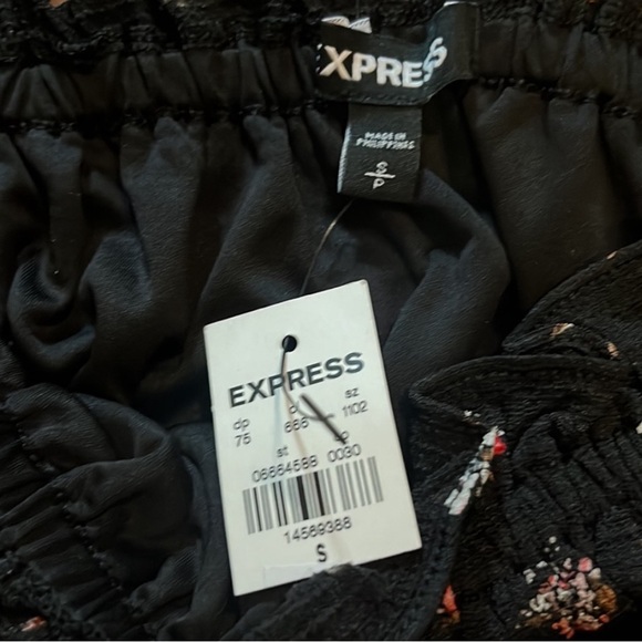 Express Multicolored Ruffled Puff Sleeve Blouse - Picture 2 of 2